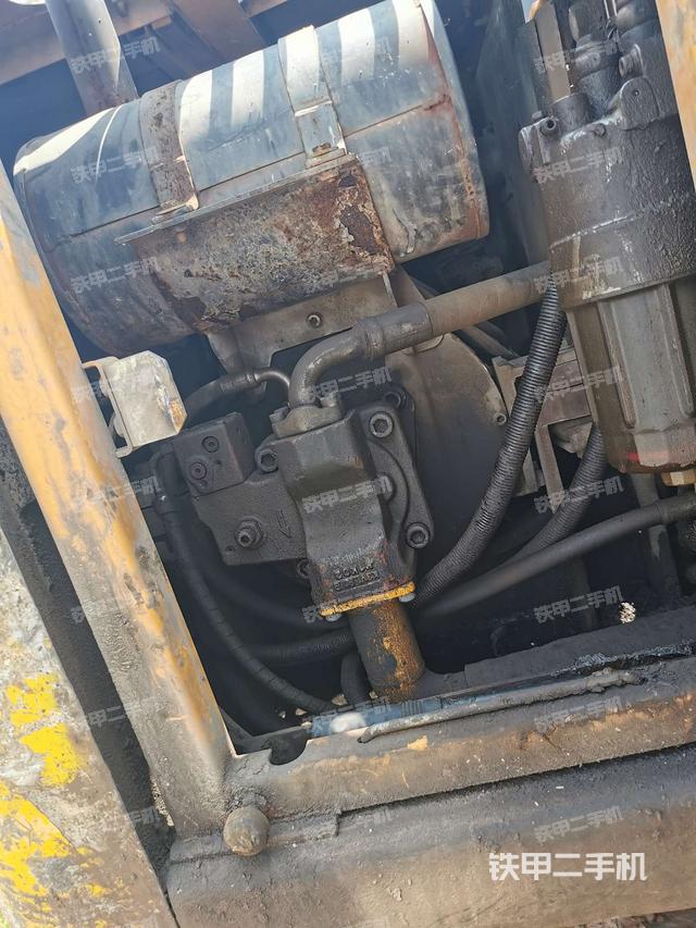 液压泵室（大件舱室）