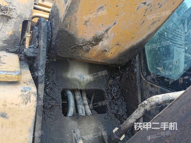 大臂根部 斜（工作和回转装置）