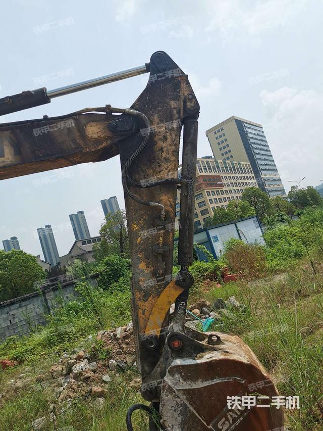 小臂整体右前（工作和回转装置）