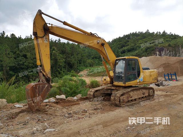 小松PC200-6E挖掘机