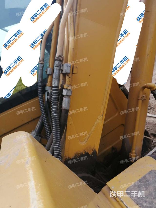 大臂背部俯视（工作和回转装置）