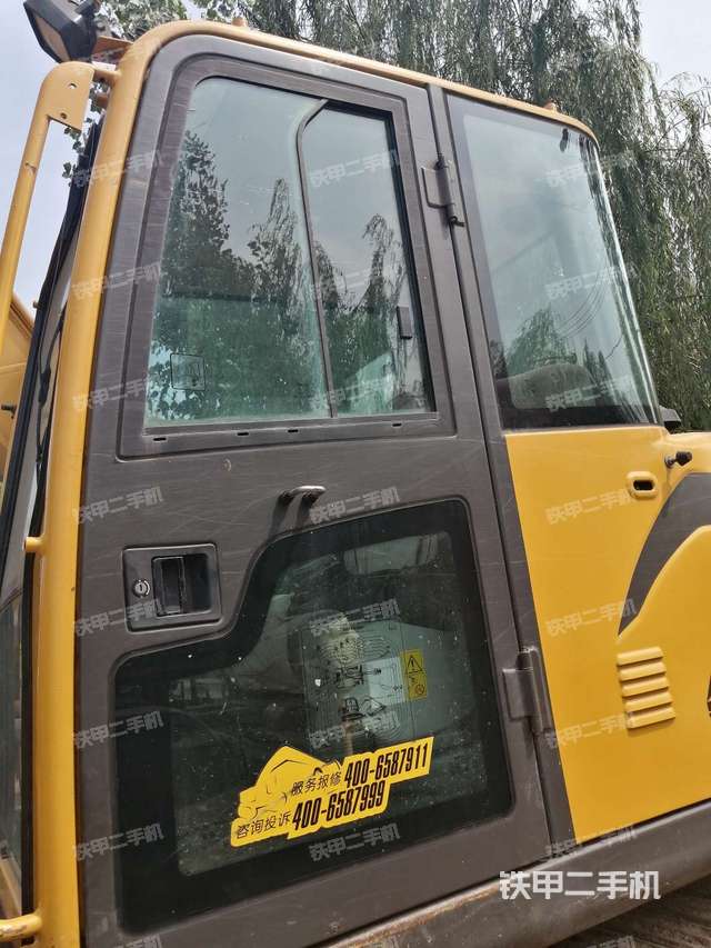  驾驶室正侧（驾驶室部分）