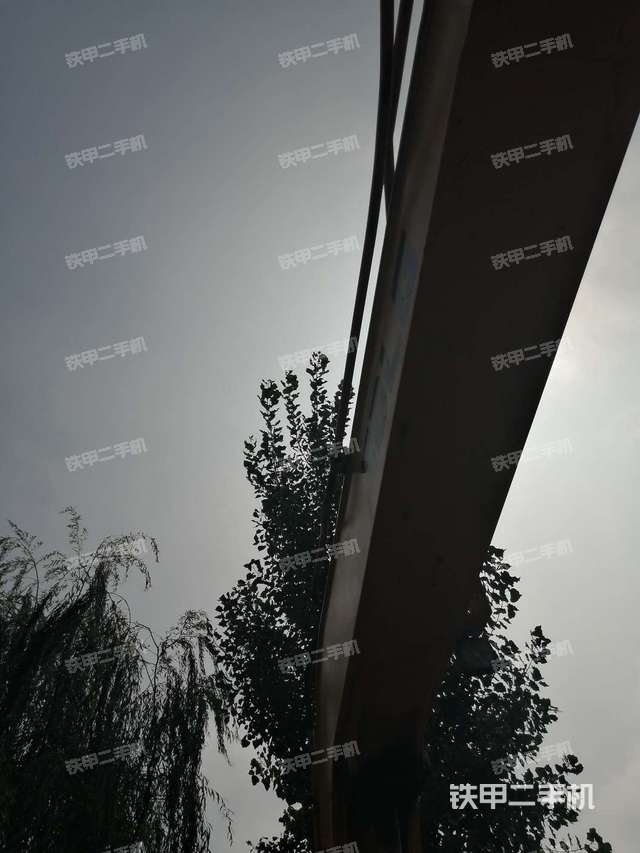 大臂整体 右侧（工作和回转装置）