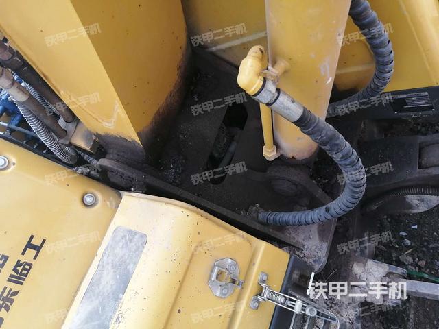 大臂根部 斜（工作和回转装置）