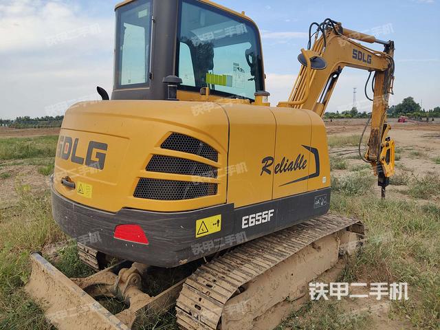 山东临工e655f挖掘机