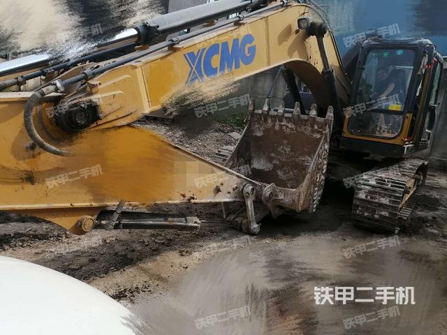 徐工XE270DK挖掘机