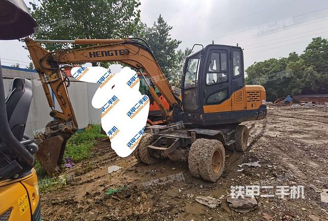 恒特重工HT75W挖掘机