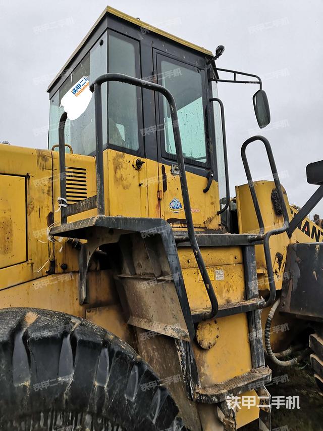 山推sl50w装载机