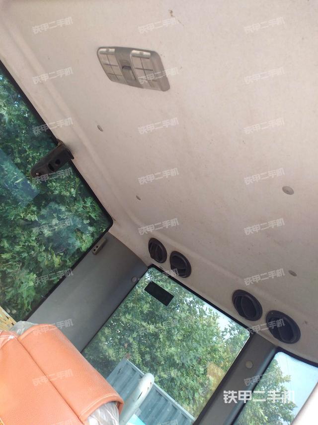 顶棚整体（驾驶室部分）