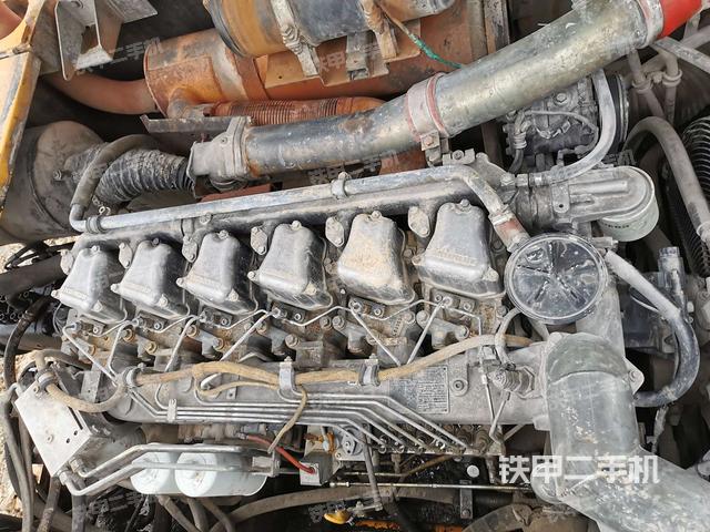 发动机室（上车部件）