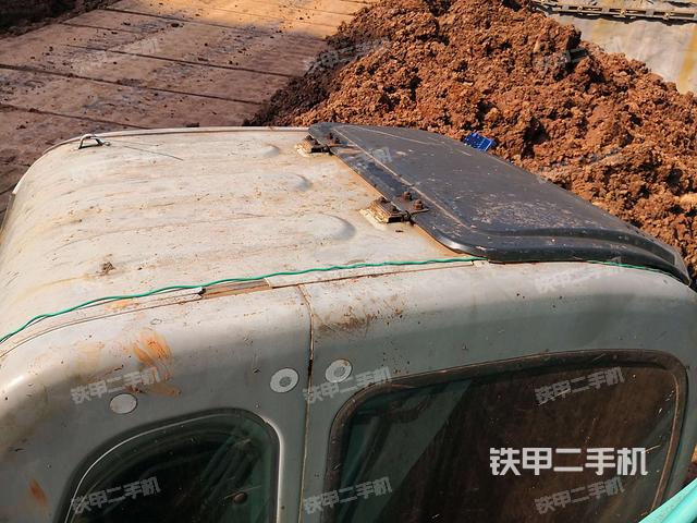 驾驶室顶部俯视（上车部件）