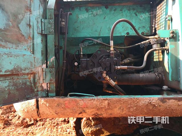 液压泵室（大件舱室）