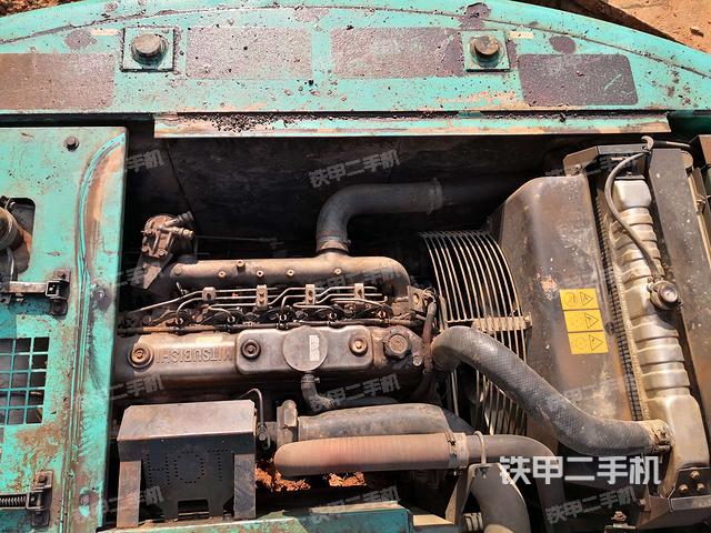 发动机室（上车部件）