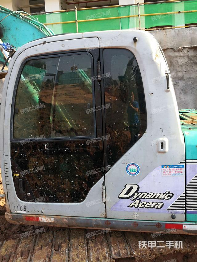 驾驶室正侧（驾驶室部分）