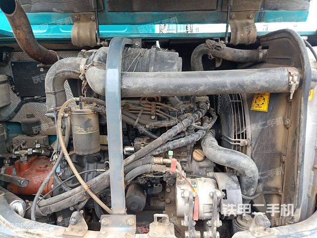 发动机室（上车部件）