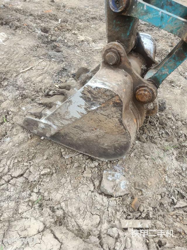 铲斗右后整体（工作和回转装置）