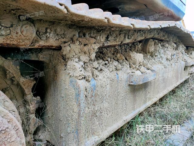 单侧履带整体（整机外观）