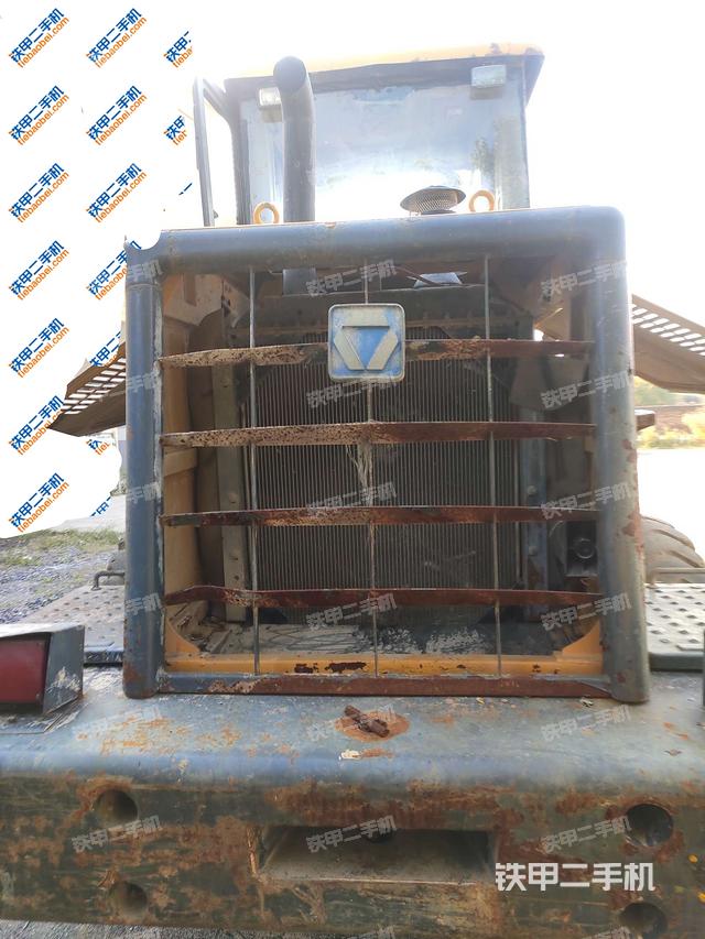 正后方（整机外观）