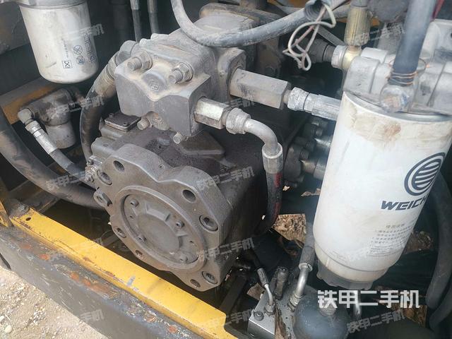 液压泵斜45 右（大件舱室）