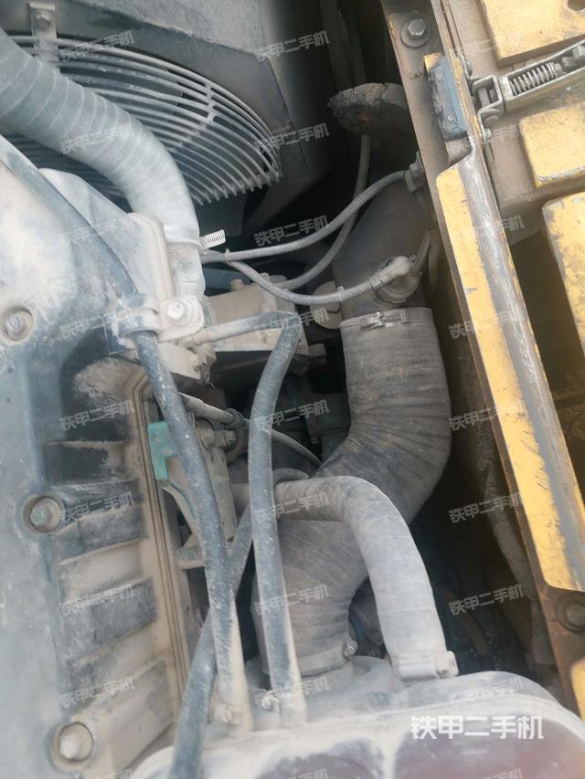 气门室盖螺丝特写（上车部件）