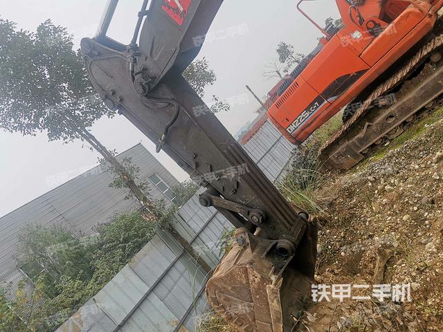 小臂整体左后（工作和回转装置）