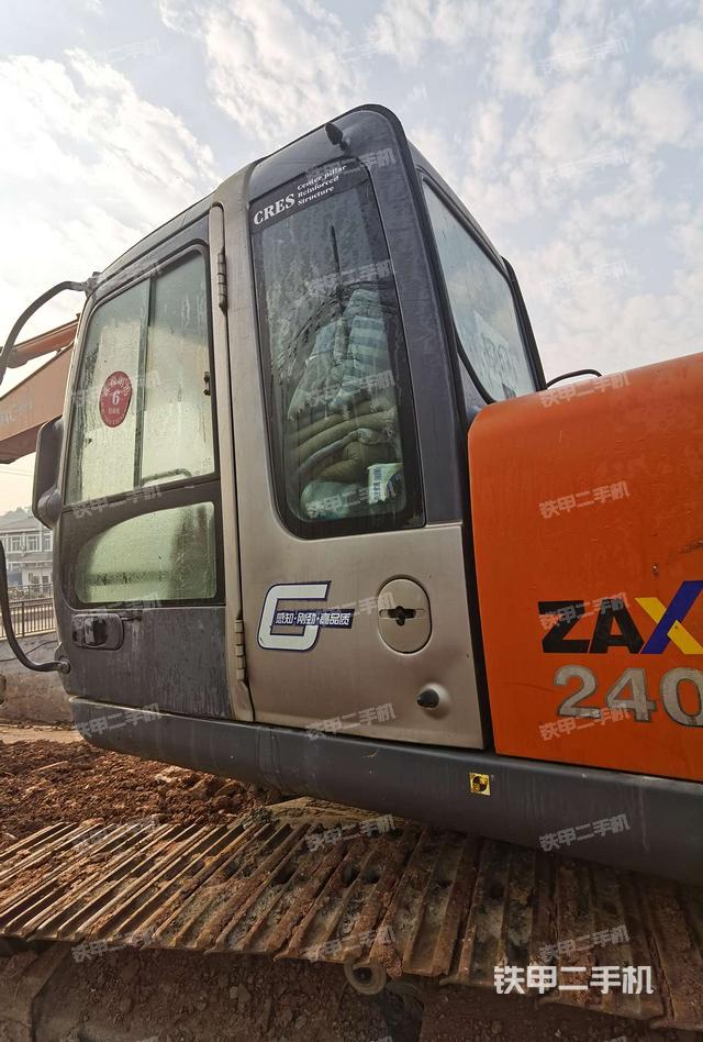 日立zx2403g挖掘机