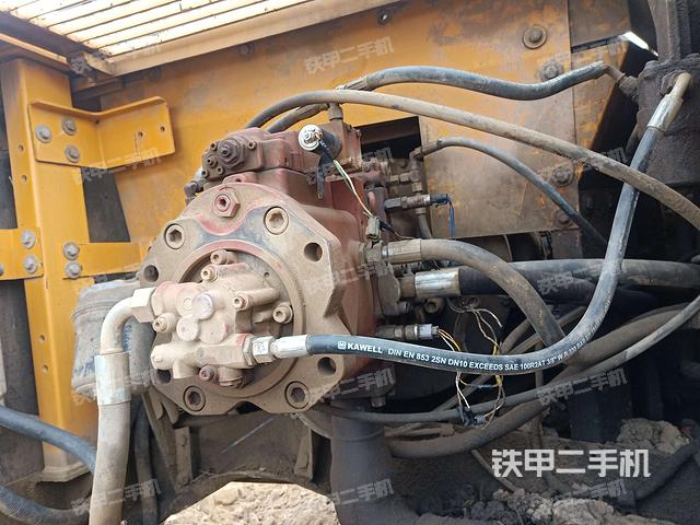 液压泵斜45 右（大件舱室）