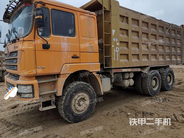 东风6X2工程自卸车