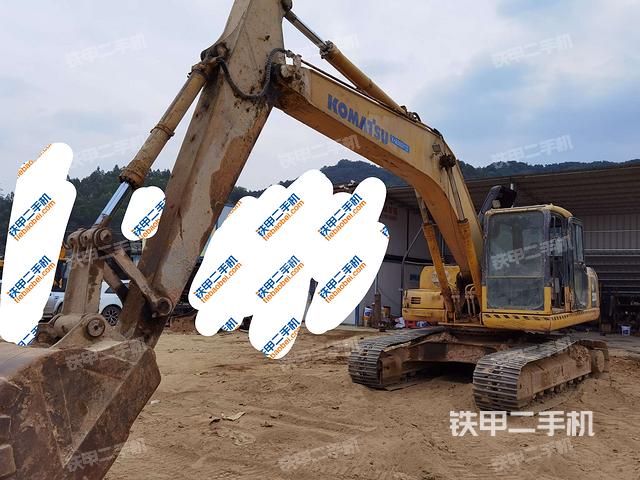 小松PC200-7挖掘机