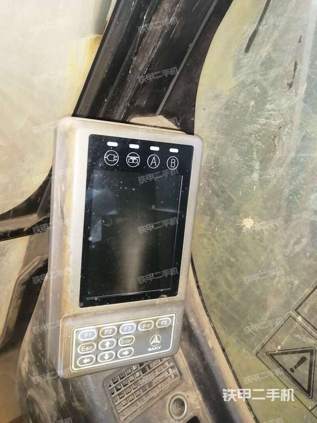 显示屏 （驾驶室部分）