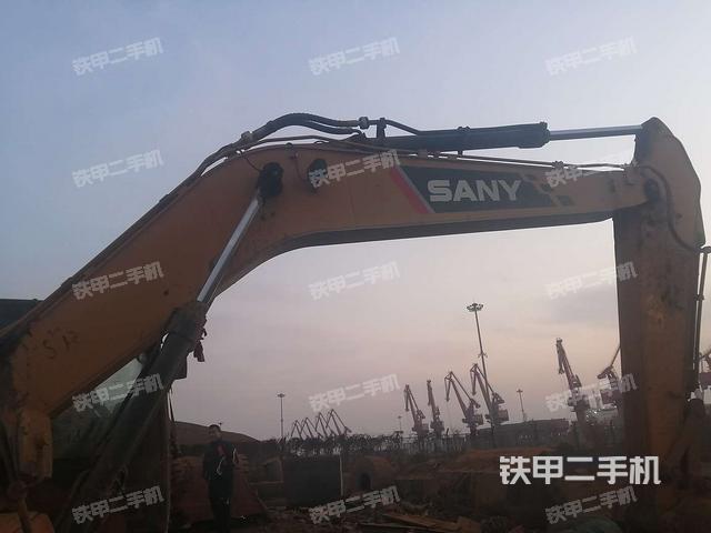 大臂整体 右侧（工作和回转装置）