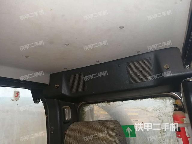 顶棚整体（驾驶室部分）