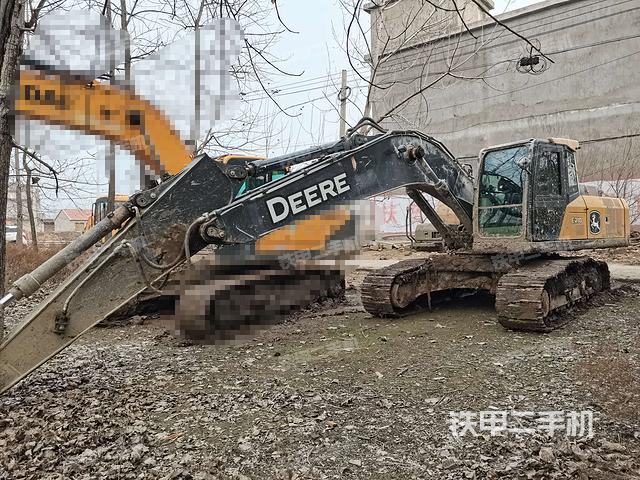 约翰迪尔E210LC挖掘机
