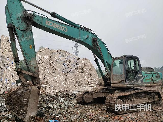 神钢SK350LC-8挖掘机
