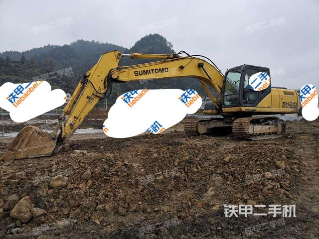 住友SH210-5挖掘机