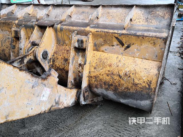 铲斗后45°(工作装置) 铲斗后45°(工作装置)