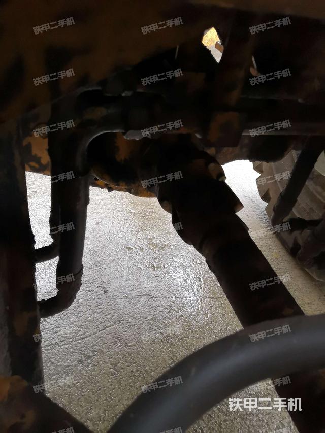 前驱动桥（液压/传动系统）