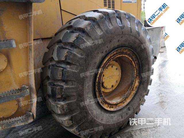 左后轮（行走机构）