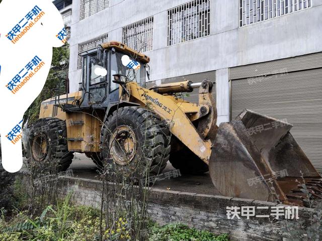 右前45°（整机外观）