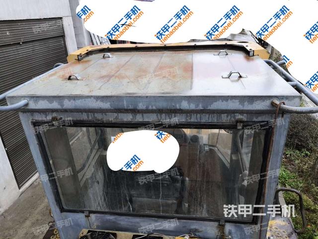 驾驶室顶部 外(驾驶室部分) 驾驶室顶部 外(驾驶室部分)