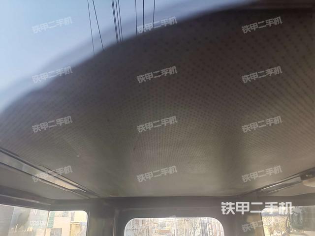 顶棚整体  内（驾驶室部分）