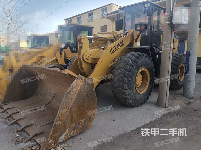 山工SEM652D装载机