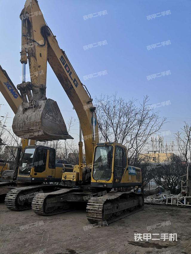 山东临工e6300f挖掘机