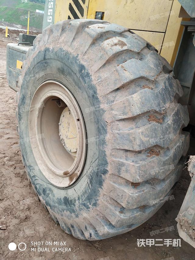 左后轮（行走机构）