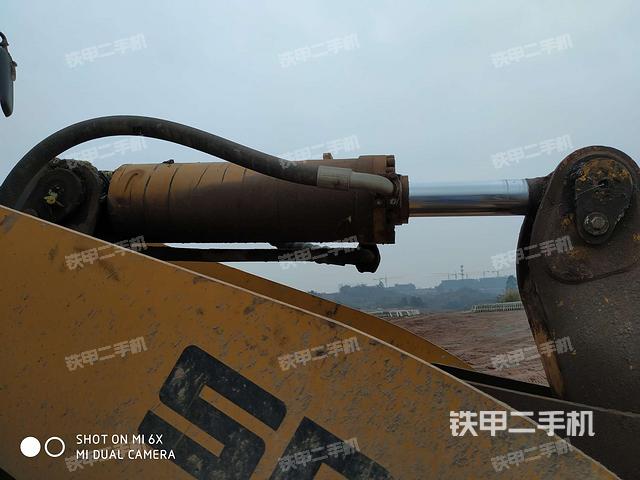 铲斗油缸侧面（工作装置）