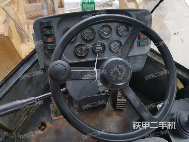 仪表盘（驾驶室部分）