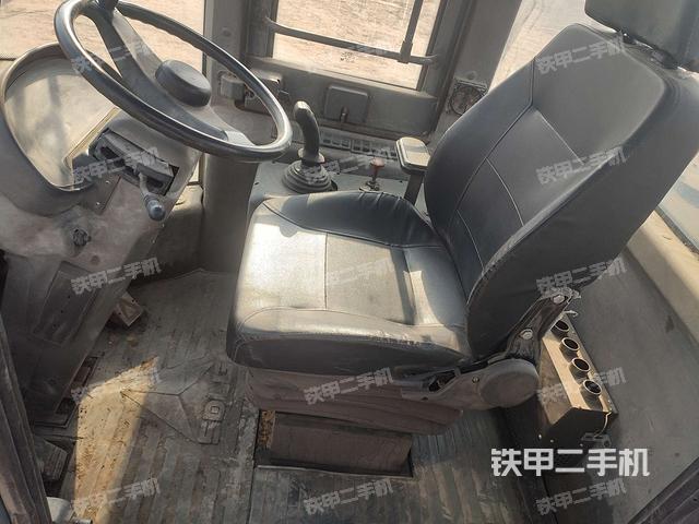 山东临工lg956l装载机