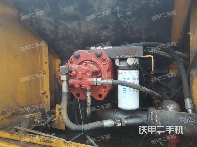 液压泵斜45 右(大件舱室) 液压泵斜45 右(大件舱室)