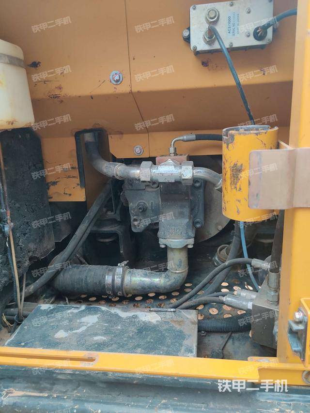 液压泵室（大件舱室）