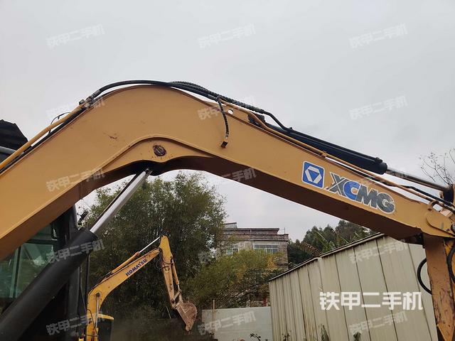 大臂整体 右侧（工作和回转装置）